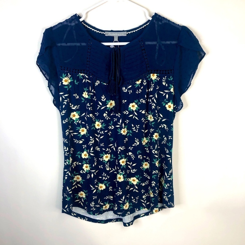 Daniel Rainn navy blue floral mixed media scoop neck flutter sleeve PS